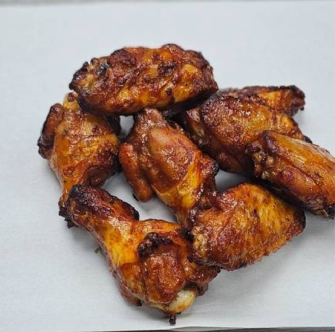 BBQ Wings & Dips (8 Pcs)